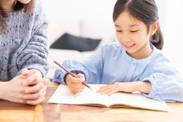 自分から勉強できる子に育つ親の関わり方とは？